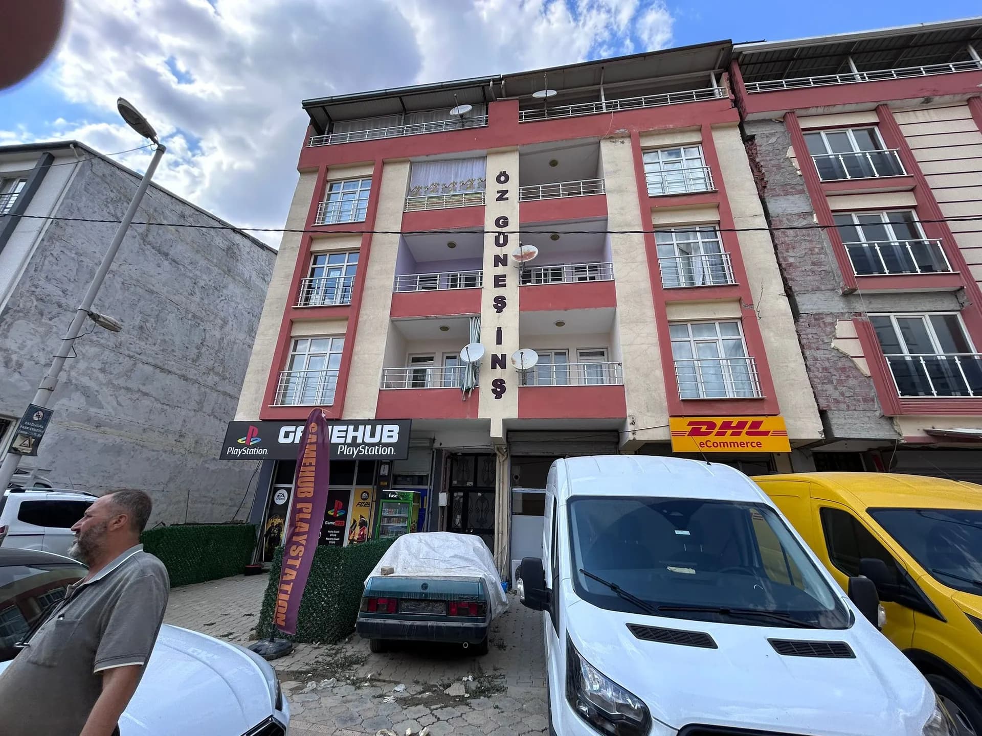 🏡 ŞEHRİN MERKEZİNDE MALİYENİN YANI BAŞINDA SATILIK  3+1 DAİRE! 🏡